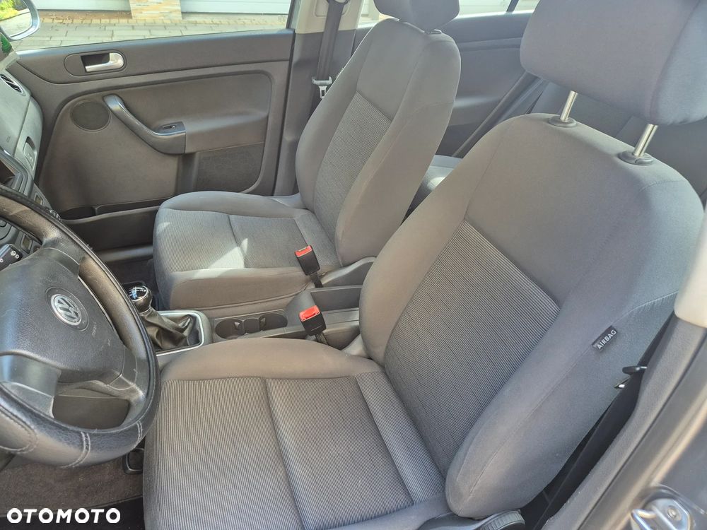 Volkswagen Golf Plus 1.9 TDI Comfortline - 17