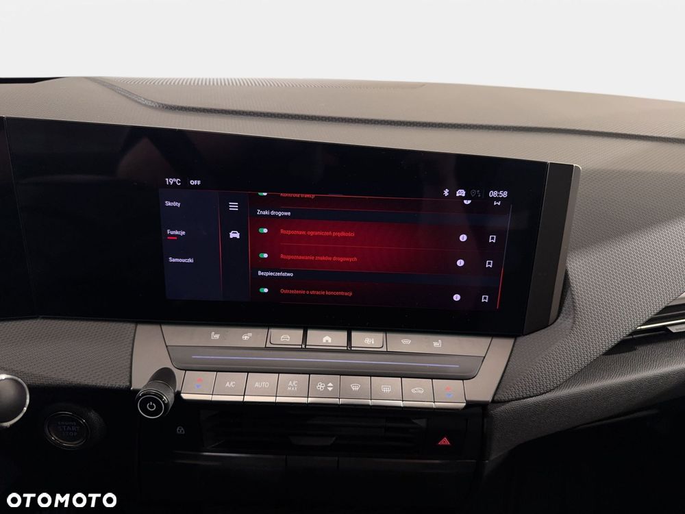 Opel Astra - 25