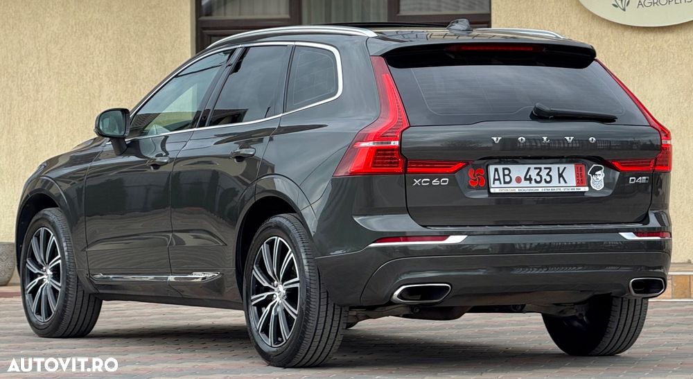 Volvo XC 60 D4 AWD Geartronic Inscription - 35