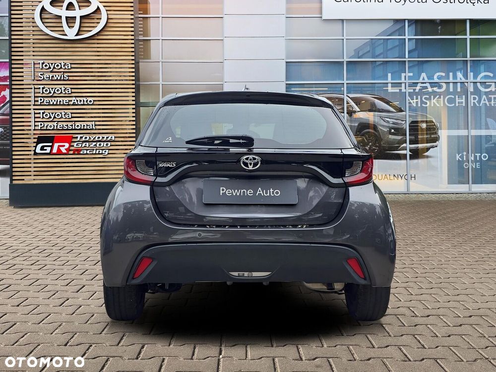 Toyota Yaris - 5