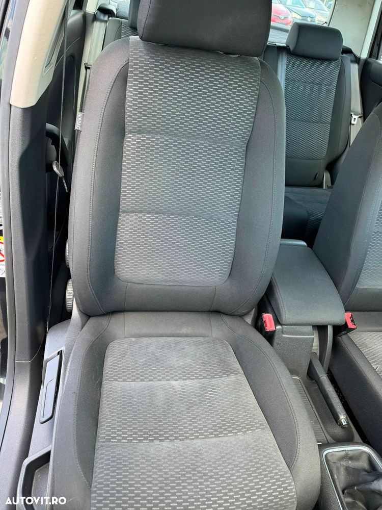 Volkswagen Golf Plus 1.4 Comfortline - 18