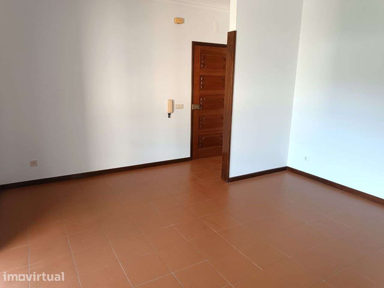 Apartamento T2 em Coimbra (Urb. Arco Pintado) - Grande imagem: 3/11