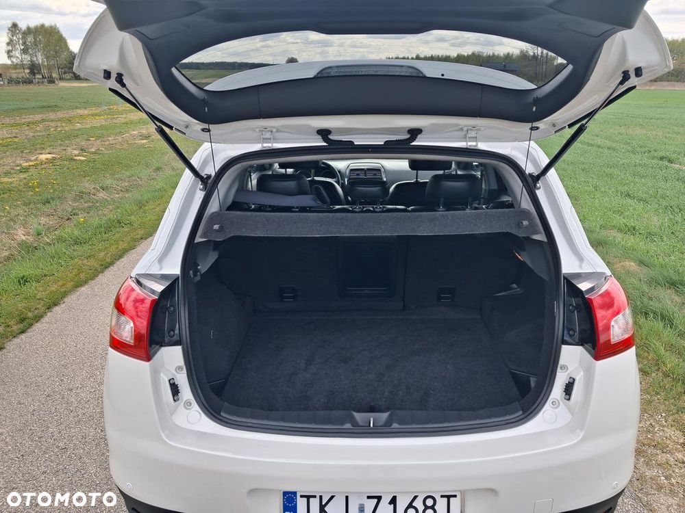 Peugeot 4008 - 30
