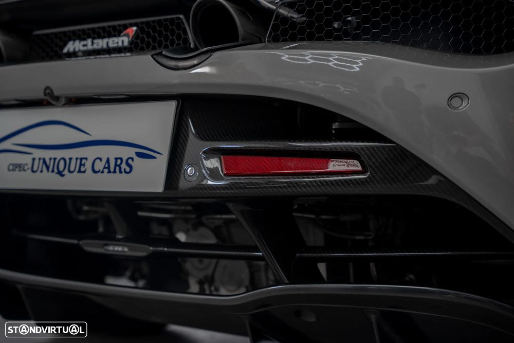 McLaren 720 - 24