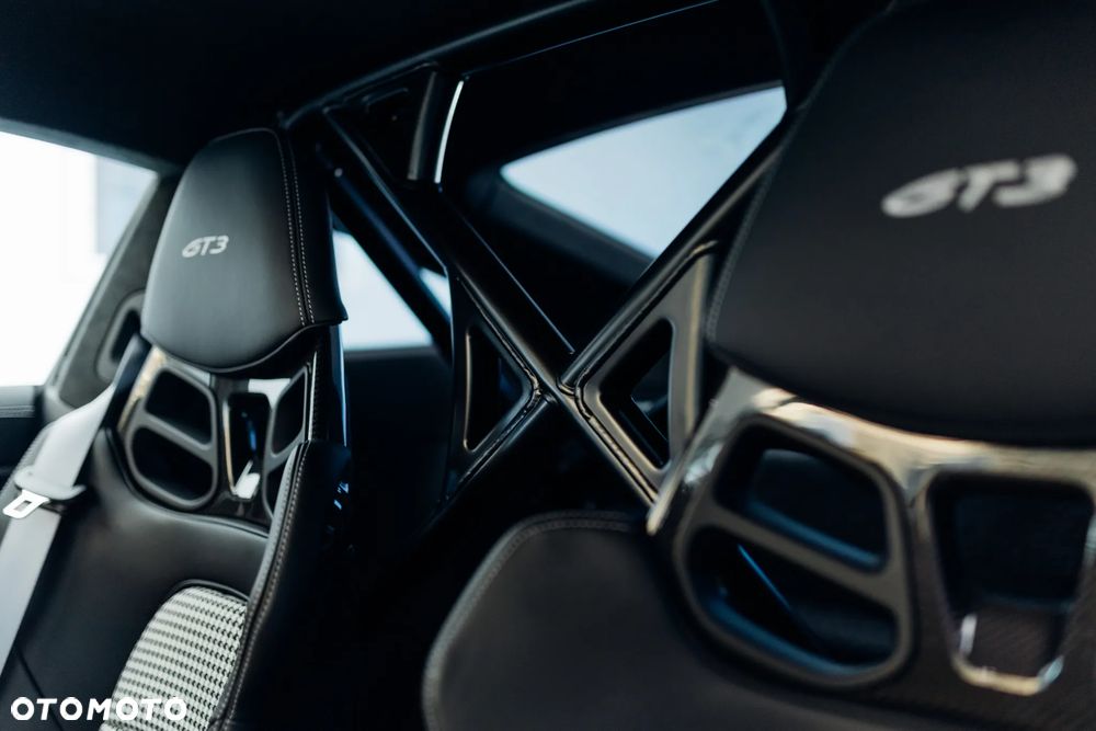 Porsche 911 GT3 PDK - 29
