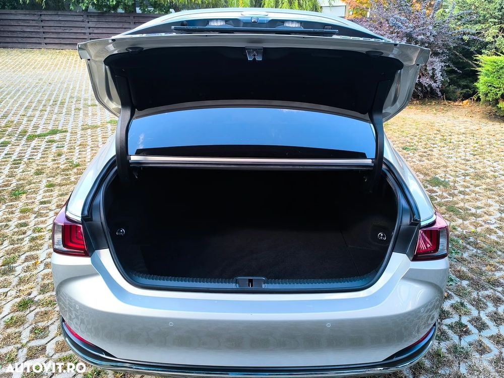 Lexus Seria ES - 5