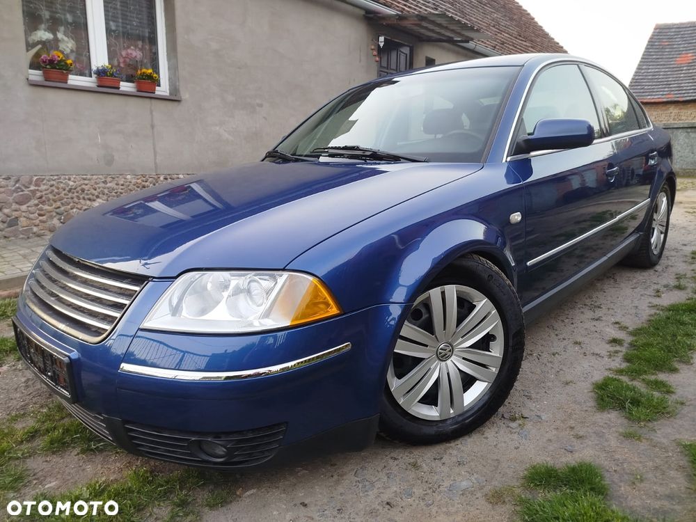 Volkswagen Passat - 2