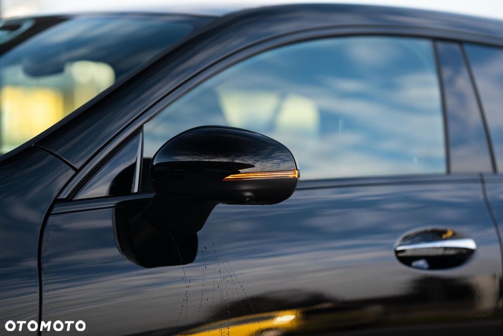 Mercedes-Benz CLA - 10