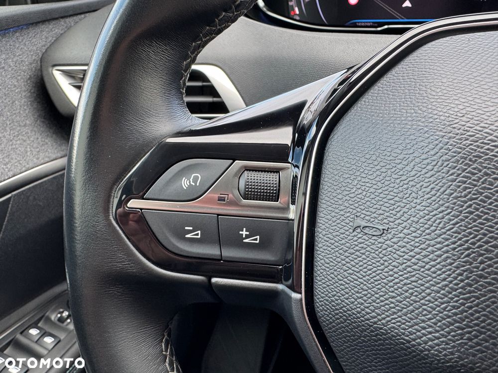 Peugeot 3008 1.5 BlueHDi Allure Pack S&S - 25