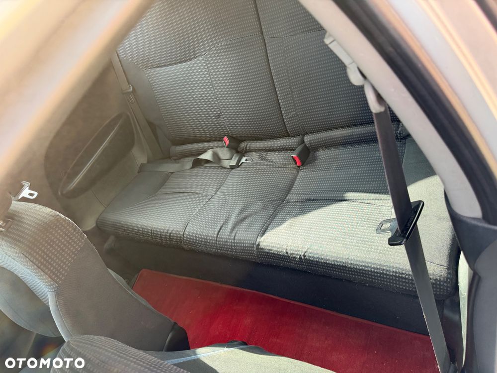 Honda Civic 1.6i Sport - 12