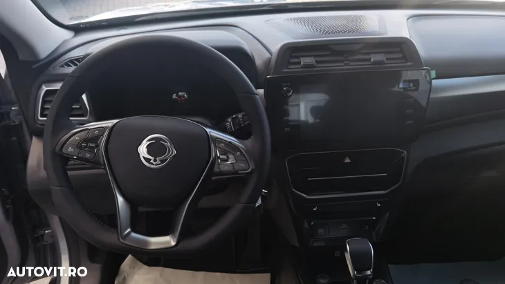 SsangYong Tivoli - 13