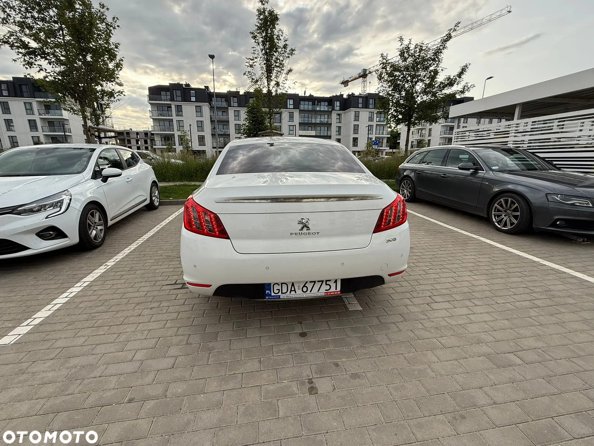 Peugeot 508 2.0 HDi Allure - 2