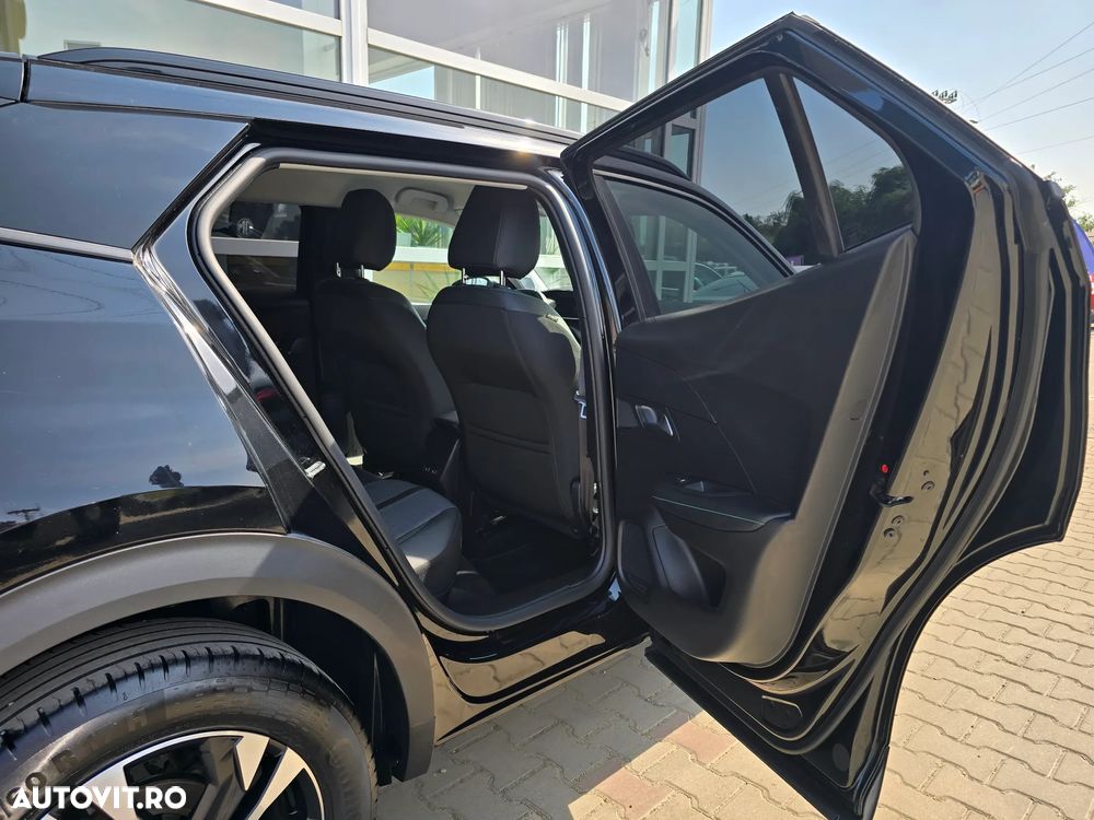 Peugeot 2008 1.5 BlueHDI EAT8 STT Allure Pack - 11