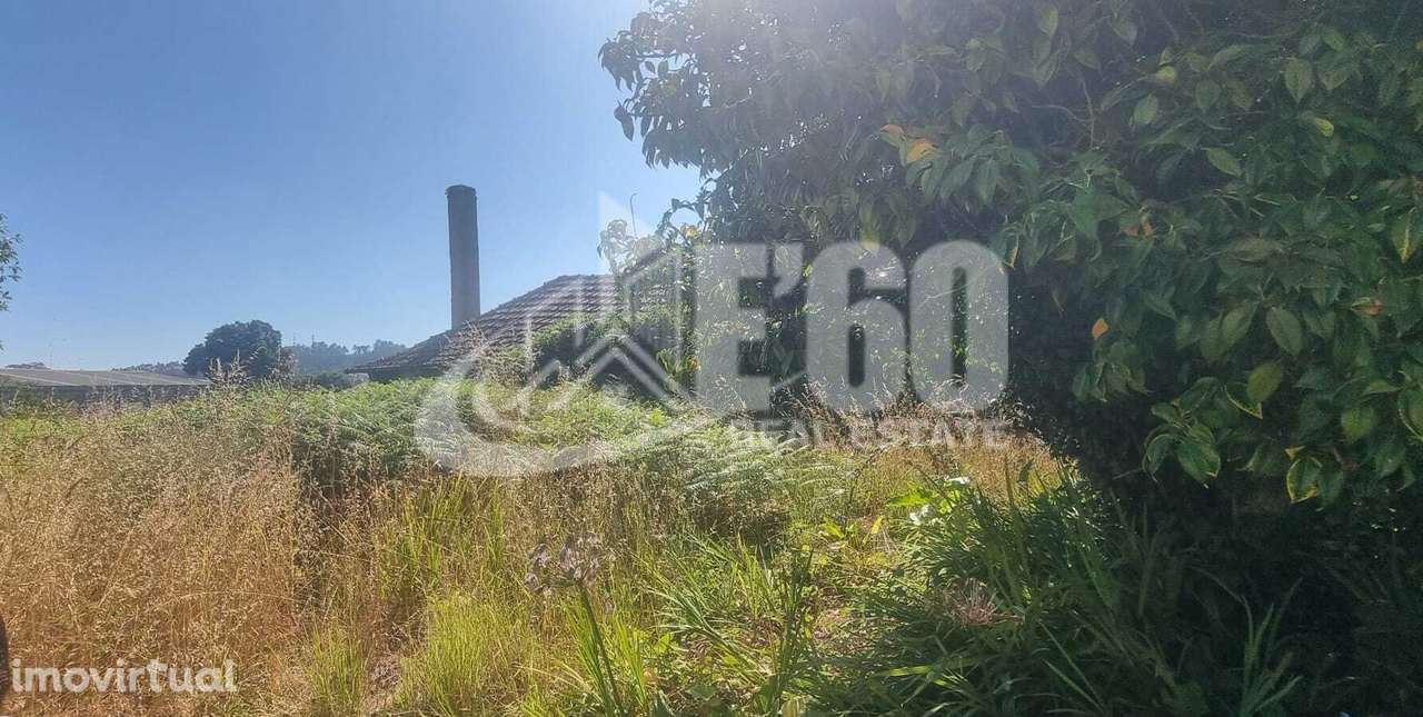 TERRENO PARA CONSTRUÇÃO - Grande imagem: 4/12