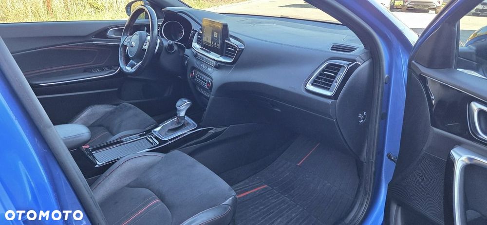 Kia ProCeed 1.6 T-GDI GT DCT - 15