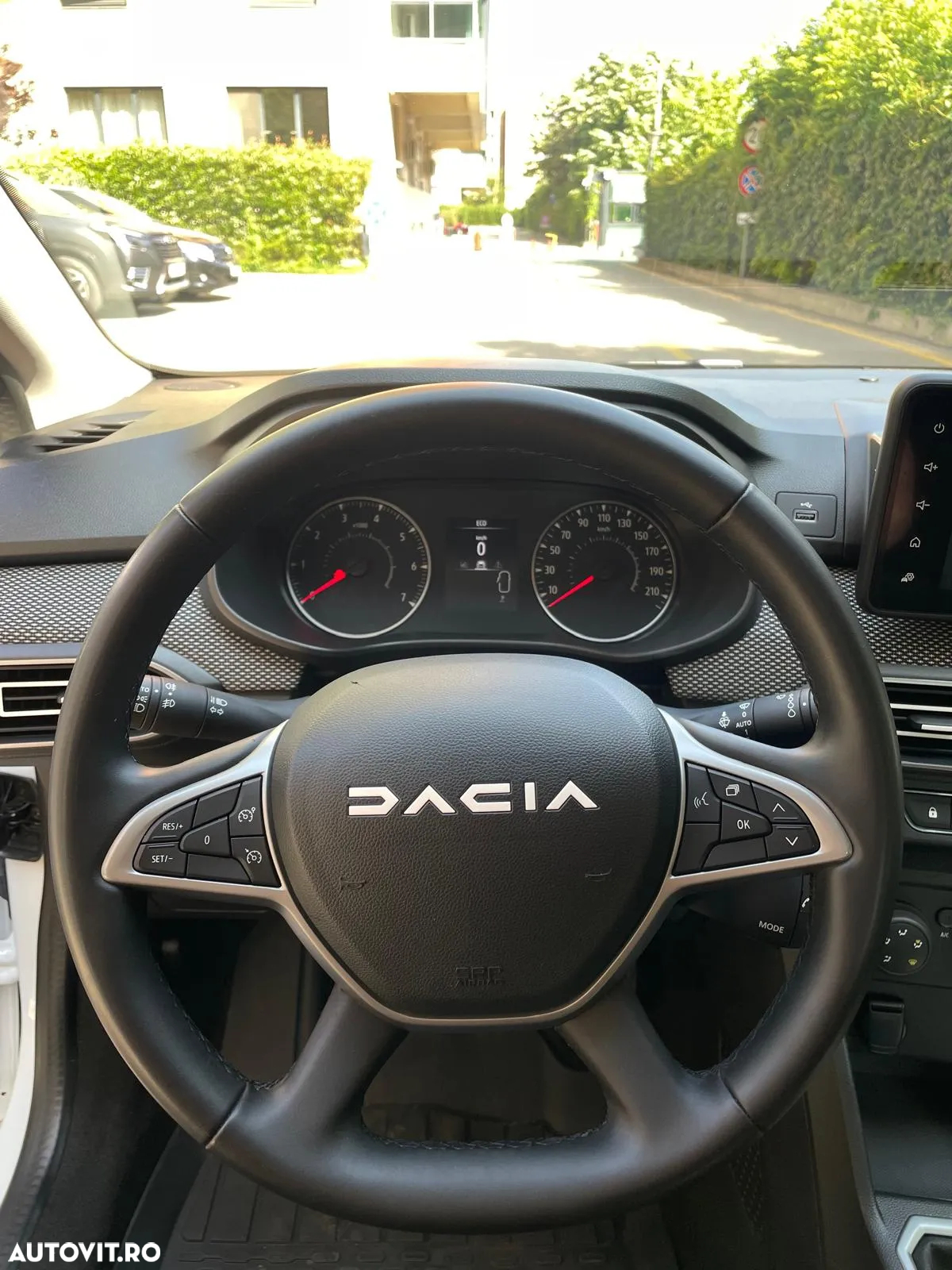 Dacia Logan TCe 90 MT6 Comfort - 15