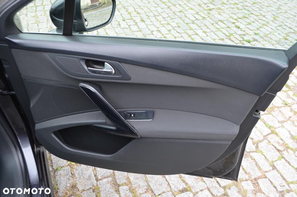 Peugeot 508 HDi FAP 140 Allure - 26