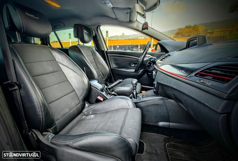 Renault Mégane Sport Tourer 1.5 dCi GT Line - 15