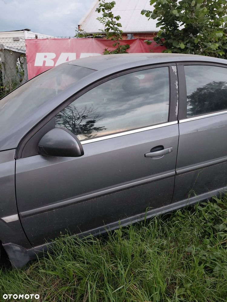 części OPEL VECTRA C hatchback 2.2 diesel drzwi przód prawe lewe tył prawe lewe Z155 - 1