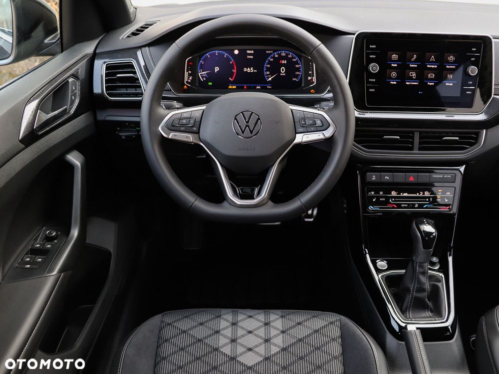 Volkswagen T-Cross - 16