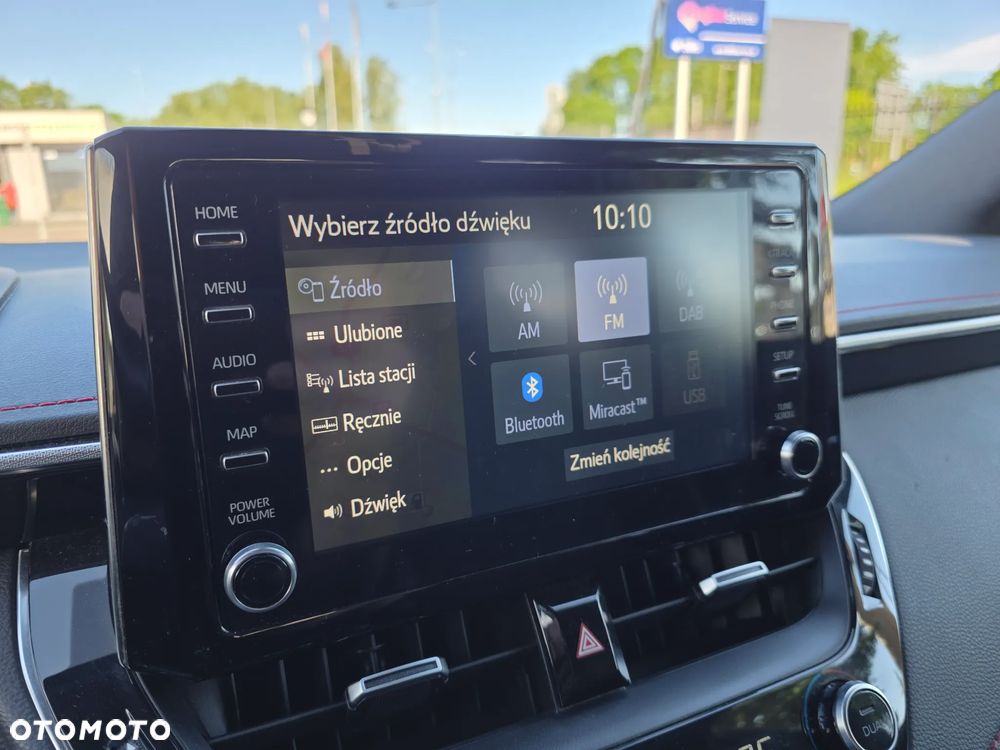 Toyota Corolla 2.0 Hybrid Executive - 24