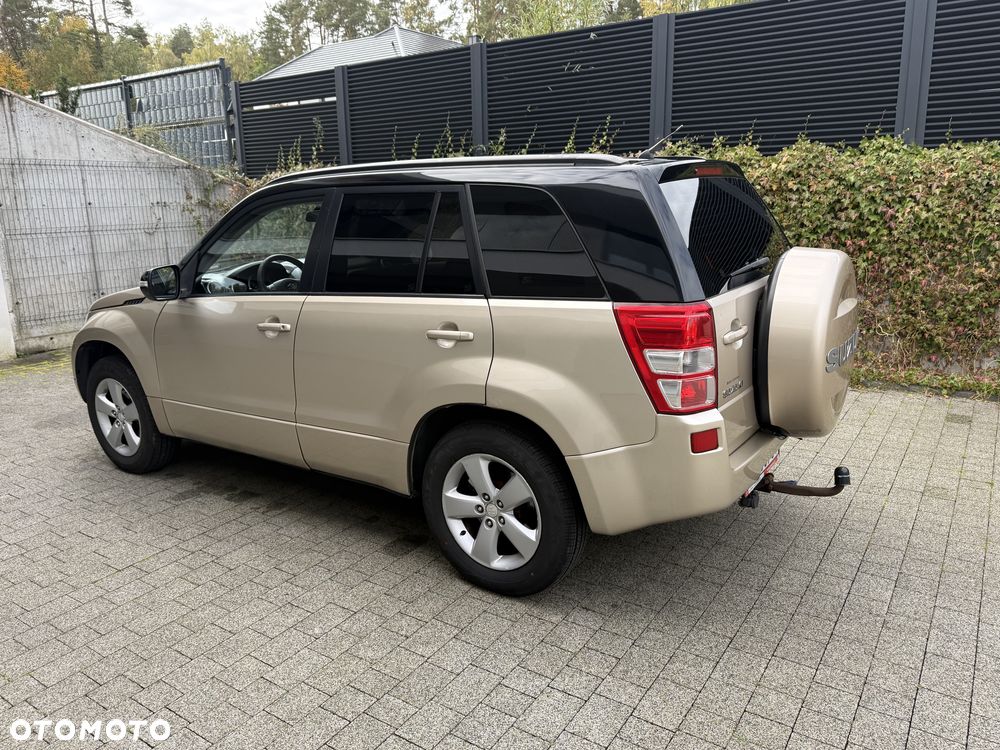 Suzuki Grand Vitara 2.0 Comfort - 4