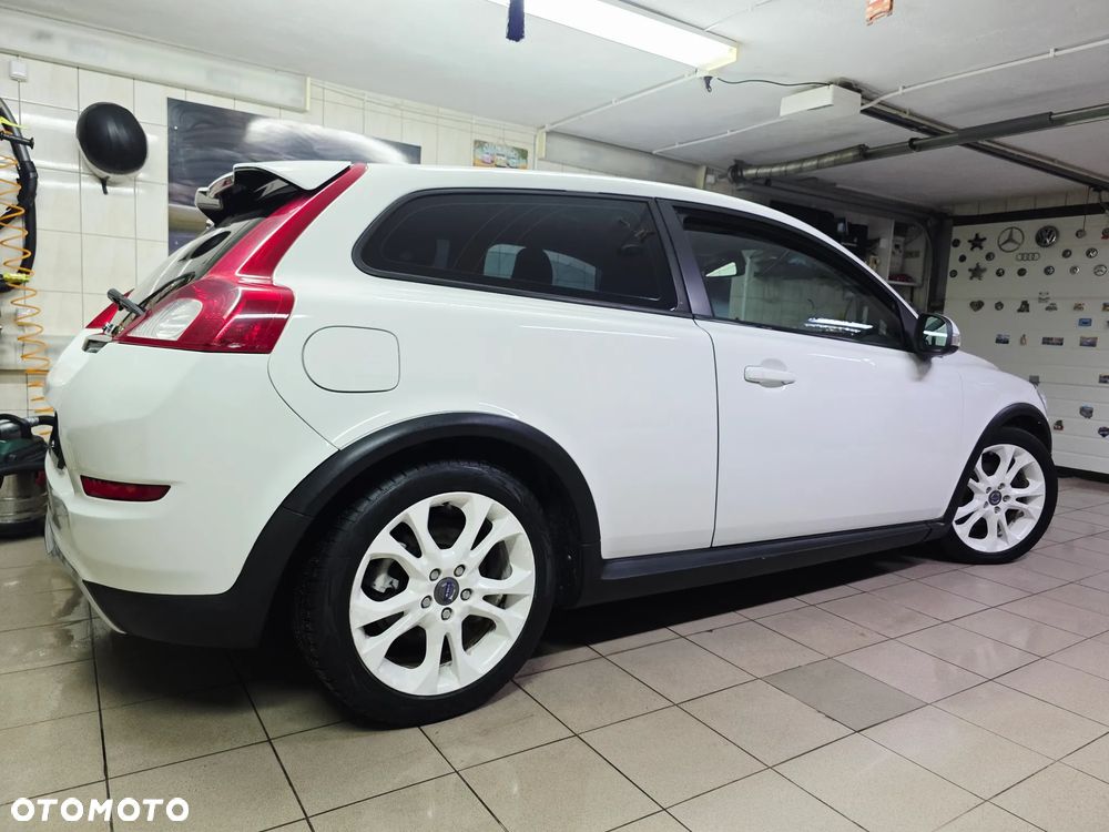 Volvo C30 1.6D DRIVe R-Design Start-Stop - 19