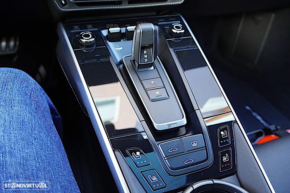 Porsche 911 (992) Turbo S PDK - 36