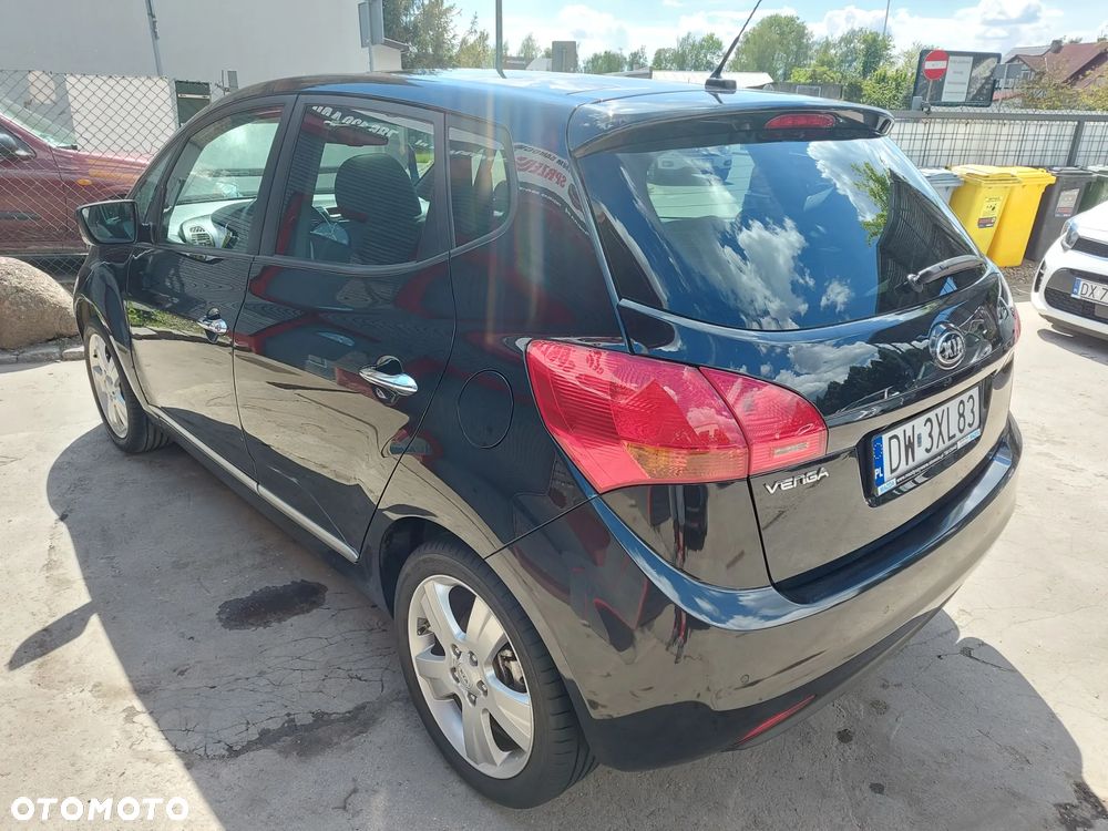 Kia Venga 1.6 CVVT Platinum Edition - 37