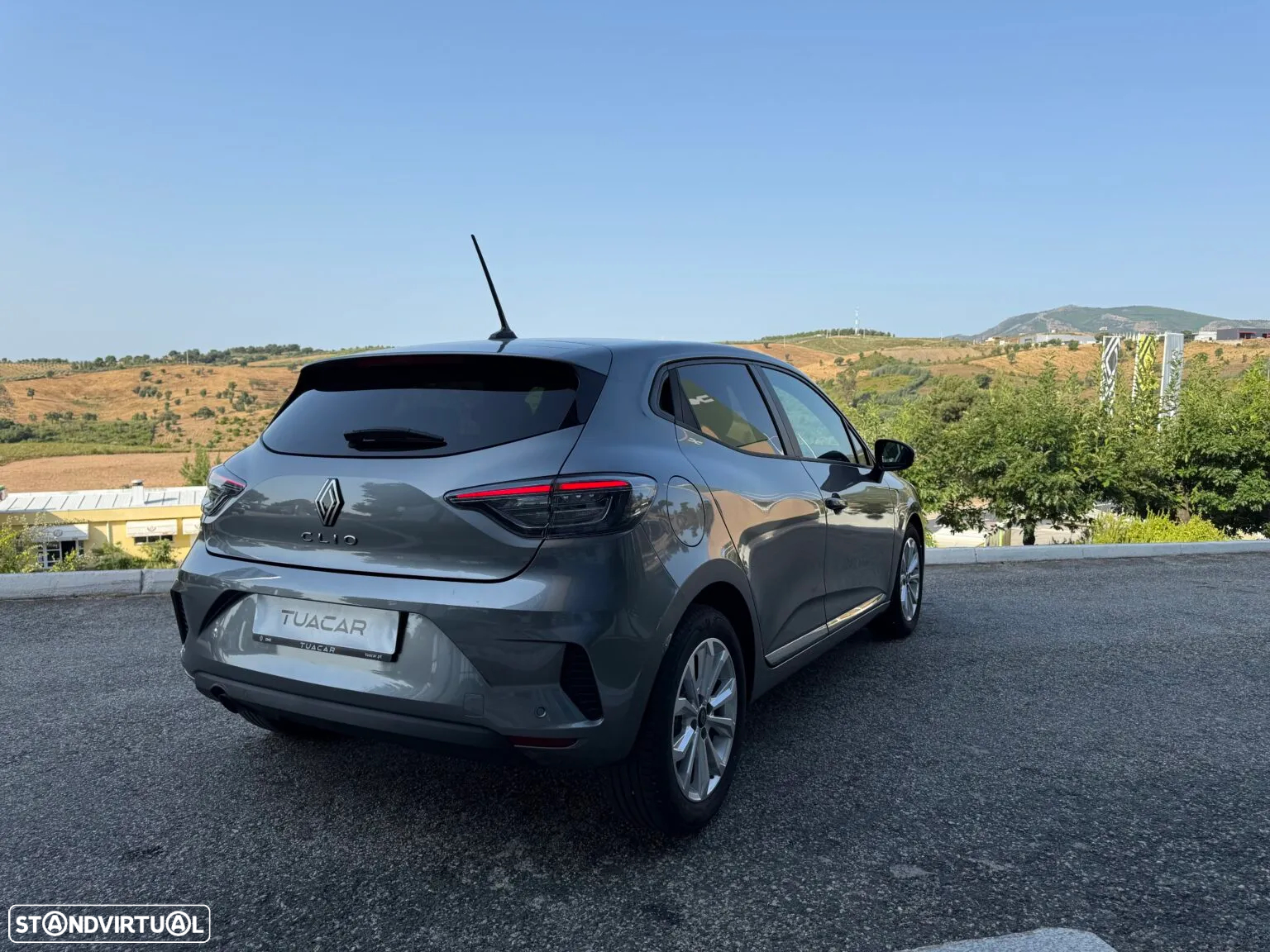Renault Clio 1.0 TCe Evolution - 9
