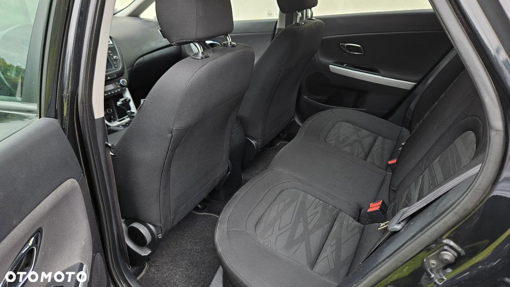 Kia Ceed 1.6 CRDi M DCT - 5