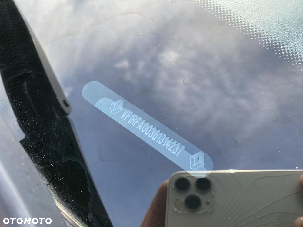 Renault Scenic TCe 140 GPF EDC LIMITED - 40