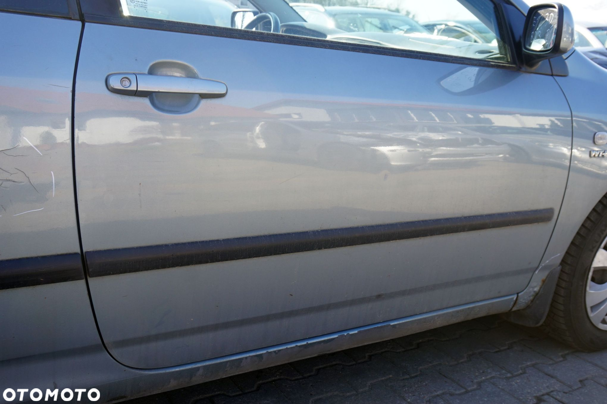 DRZWI PRZEDNIE PRAWE COROLLA E12 3D HB 8Q3  SREBRNY TOYOTA 2001-2004 - 2