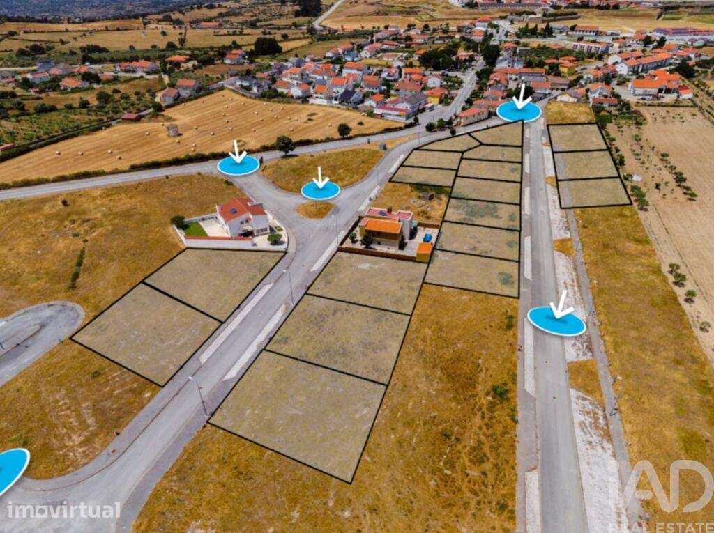 Terreno em Almeida de 562,00 m2 - Grande imagem: 2/29