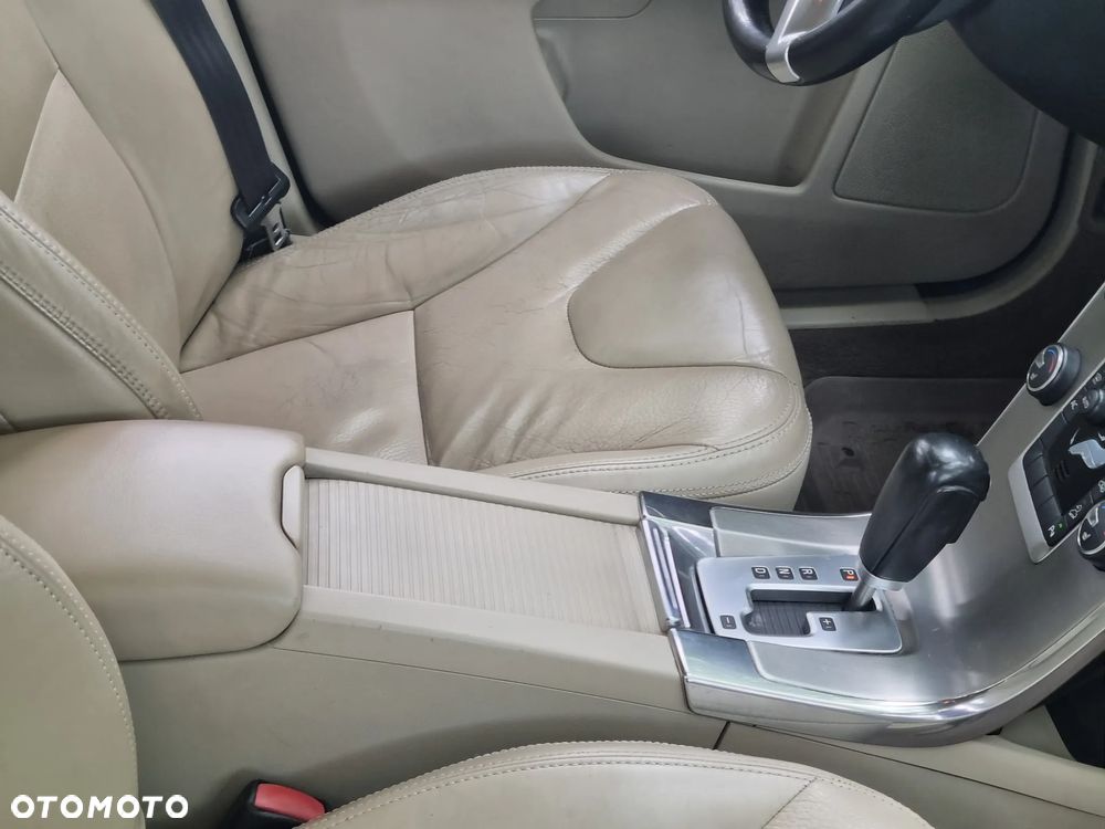 Volvo XC 60 D5 AWD Summum - 2