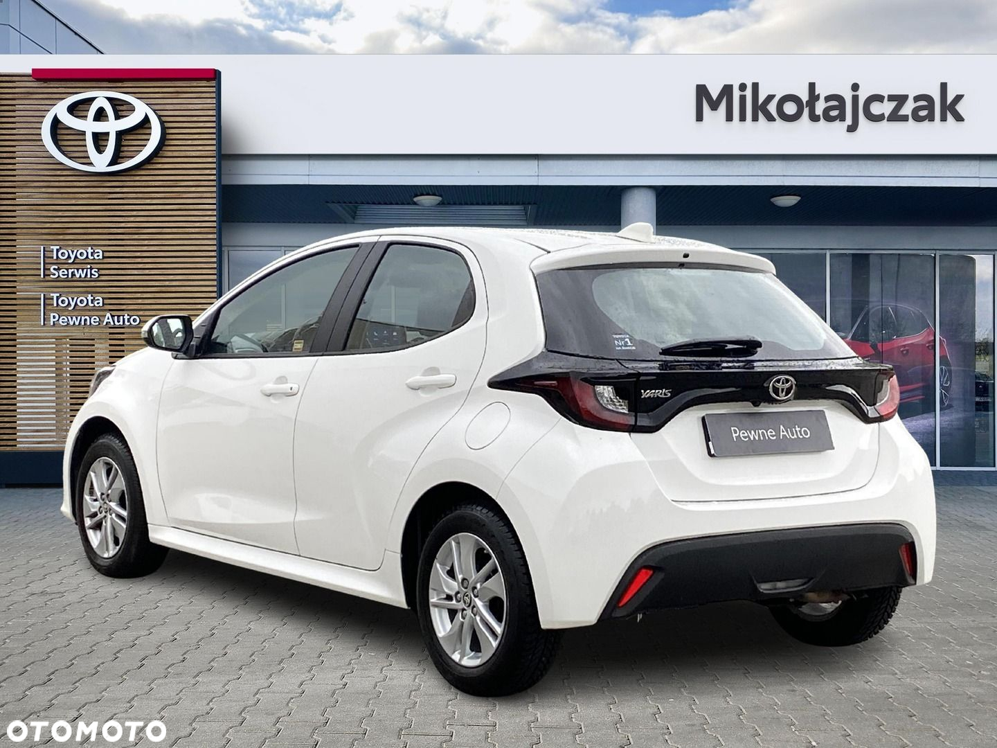 Toyota Yaris 1.5 Comfort - 2