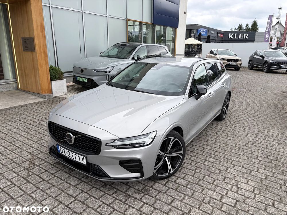 Volvo V60 B4 B Plus Dark - 3