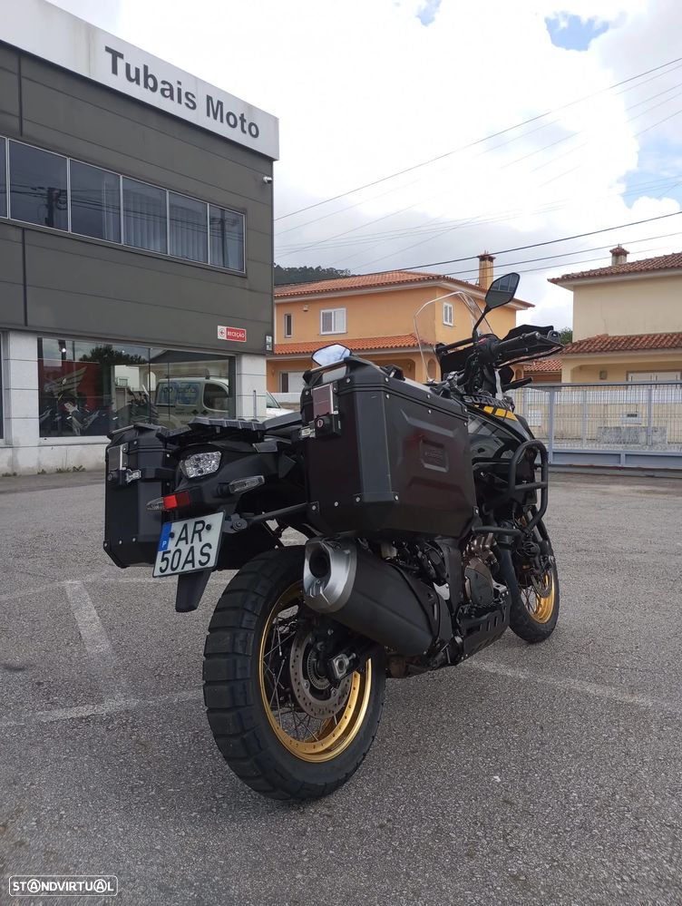 Suzuki v-strom - 4
