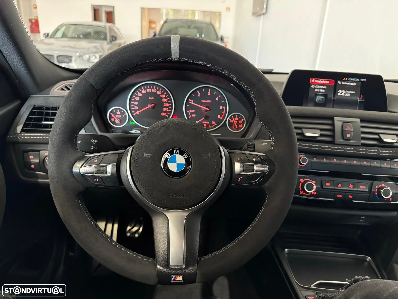 BMW 320 d Pack M - 41