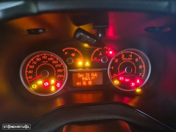 Fiat DOBLO CARGO1.3 MJ EASY 3Lugares - 28