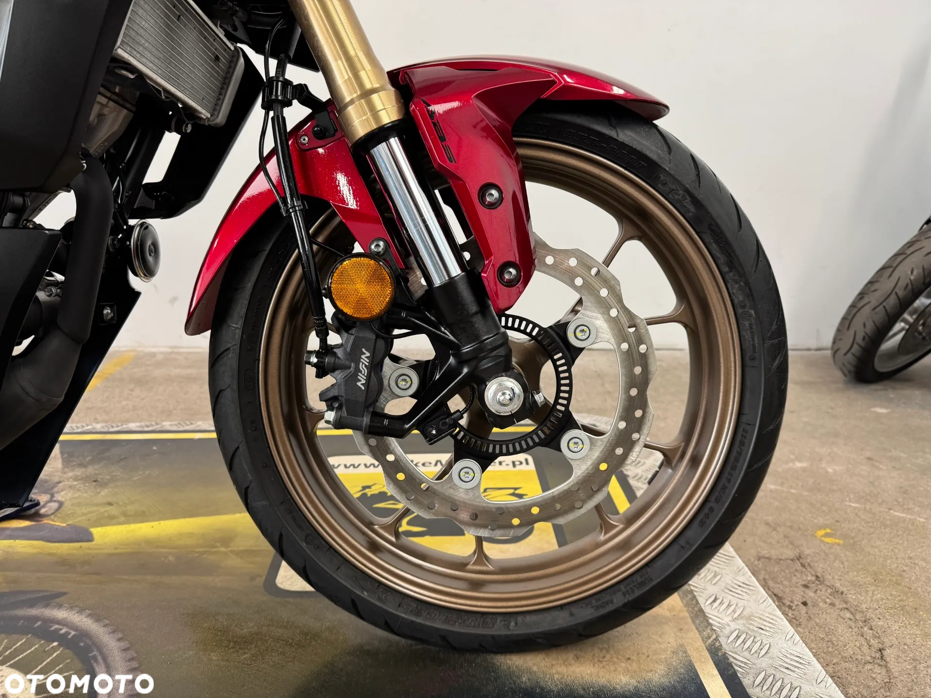 Honda CB - 8