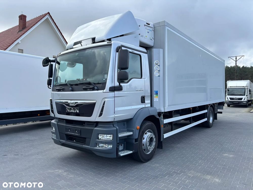 MAN TGM 18.290 Chłodnia Dł 8,00 m 20 Europalet - 3