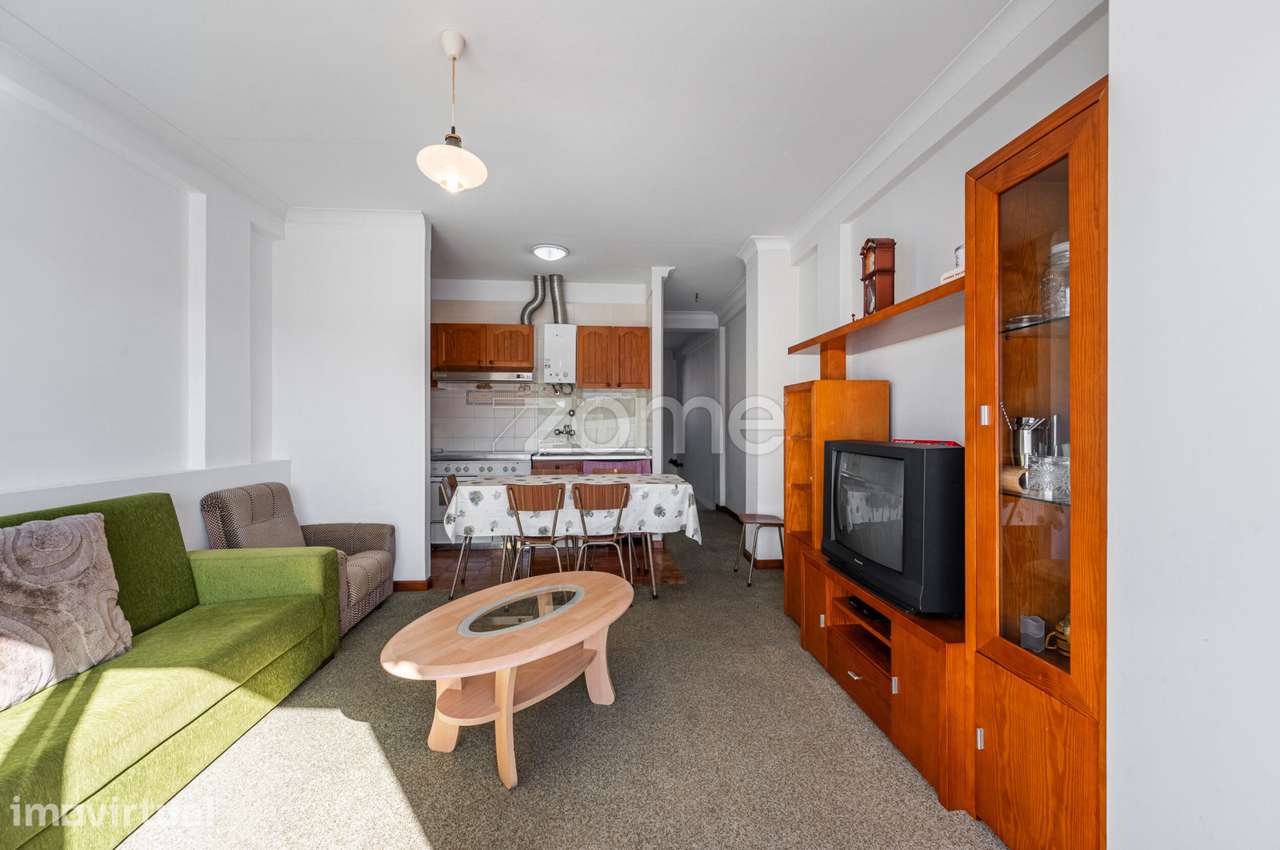 Apartamento T1 junto ao Casino da Póvoa de Varzim - Grande imagem: 3/28