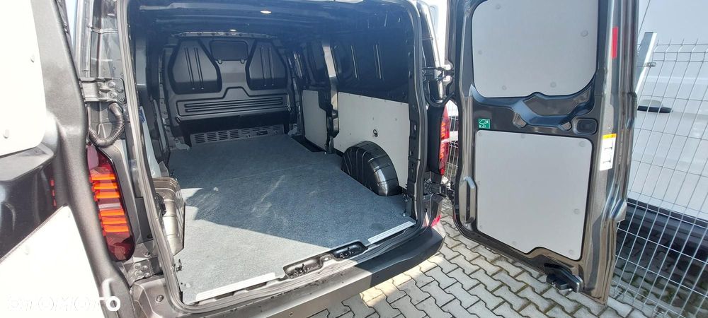 Volkswagen Transporter T7 Furgon - 15