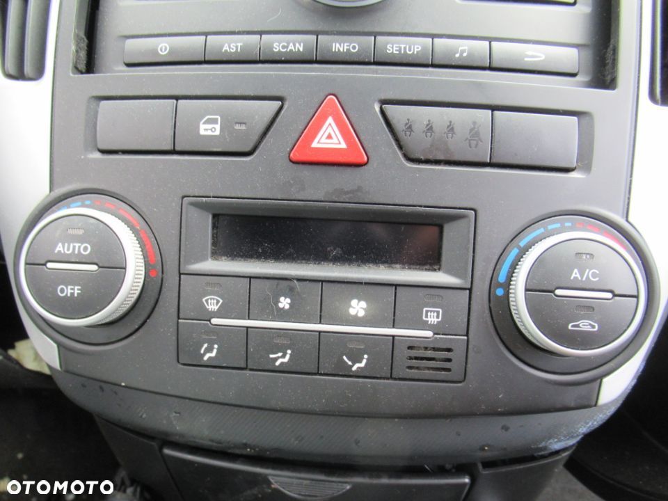 PANEL STEROWANIA NAWIEWEM KLIMAYZACJĄ KIA CEED I 1 2006-2012 rok - 1