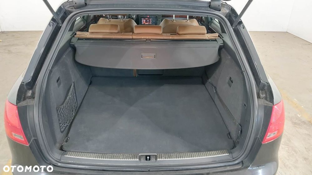 Audi A4 Avant 1.8 T multitronic - 7