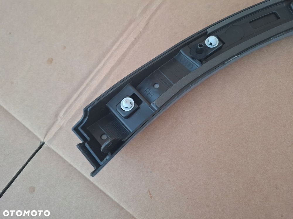 listwa błotnik prawa tylna audi q4 e tron 89a idealna - 8