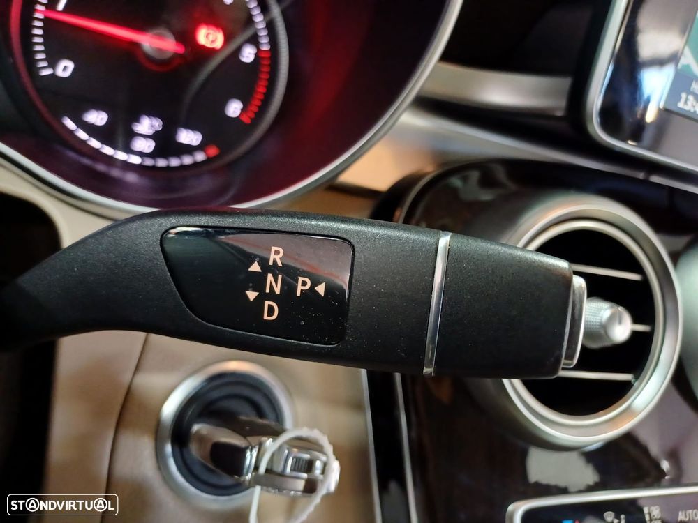 Mercedes-Benz GLC 250 d 4-Matic - 12