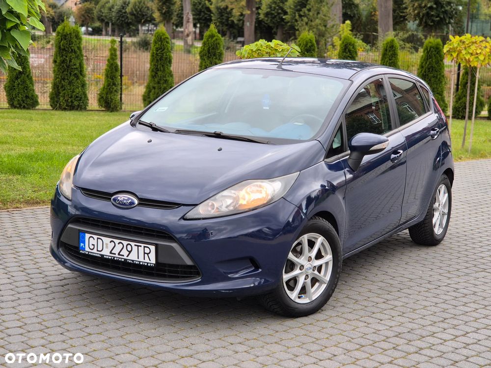 Ford Fiesta 2009 photo 2