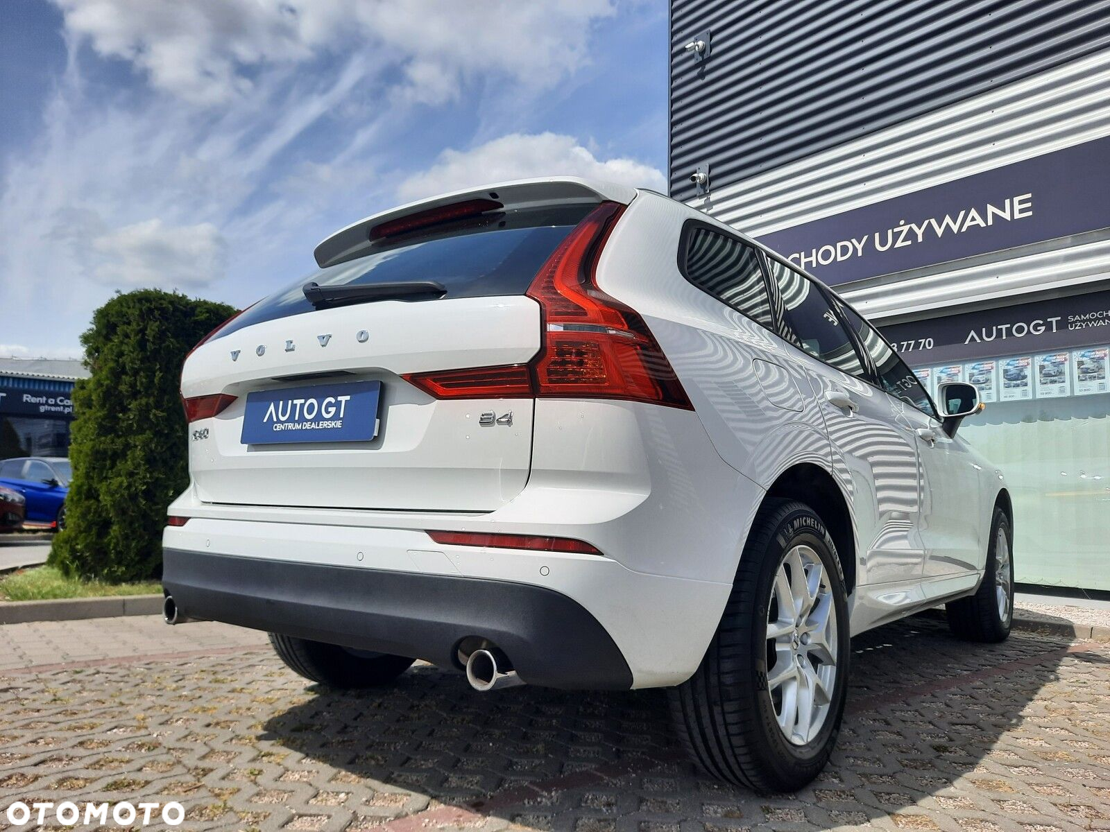 Volvo XC 60 B4 B Momentum - 25